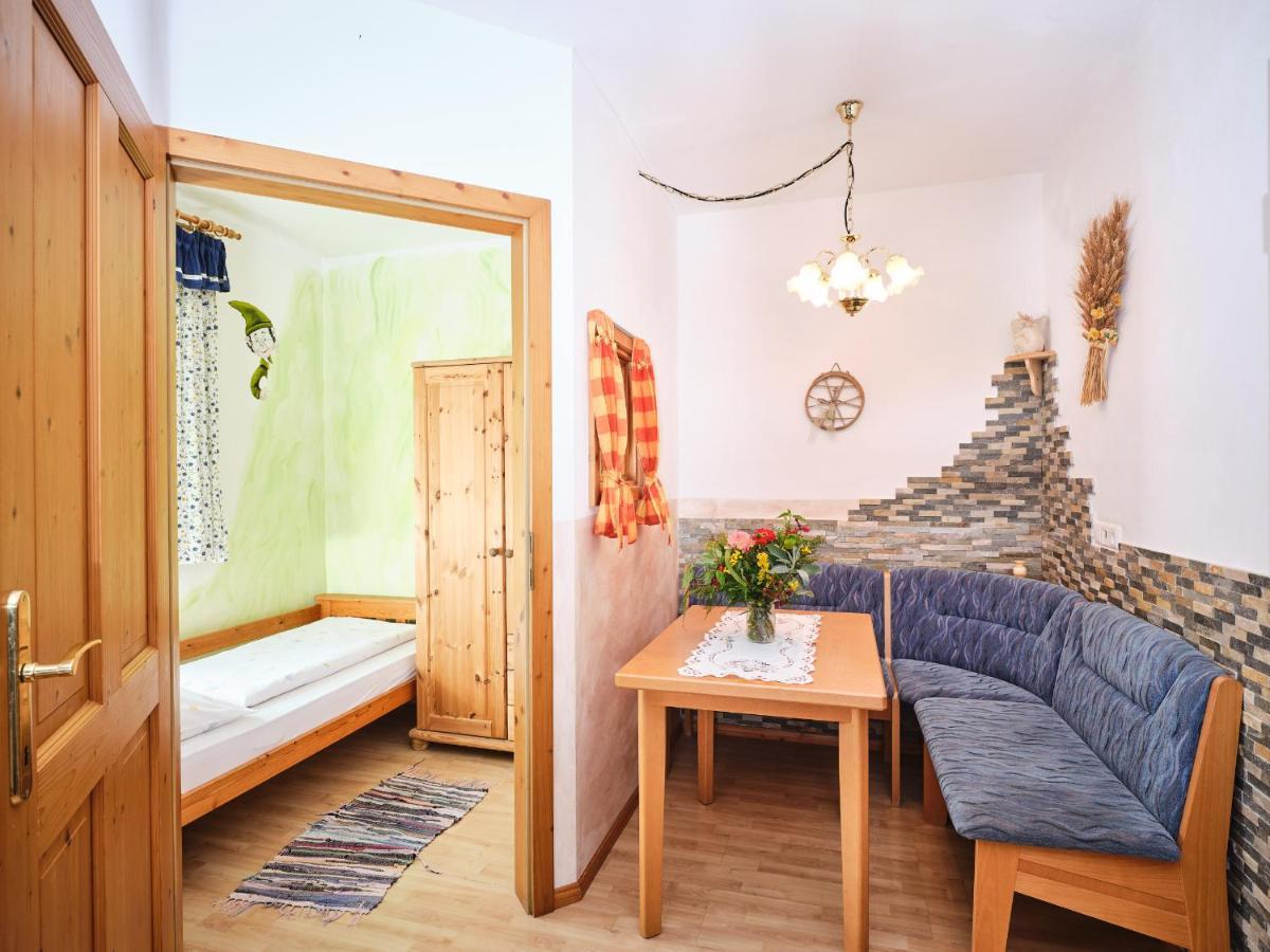 Appartamento Zwergerlhof Loich Esterno foto
